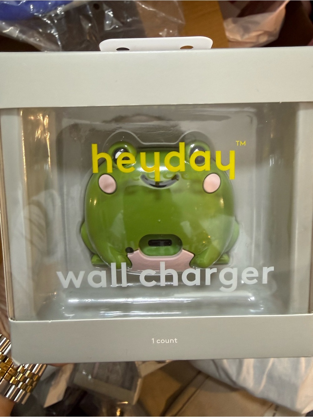 heyday Green Frog USB-C Wall Charger with Pink Accents